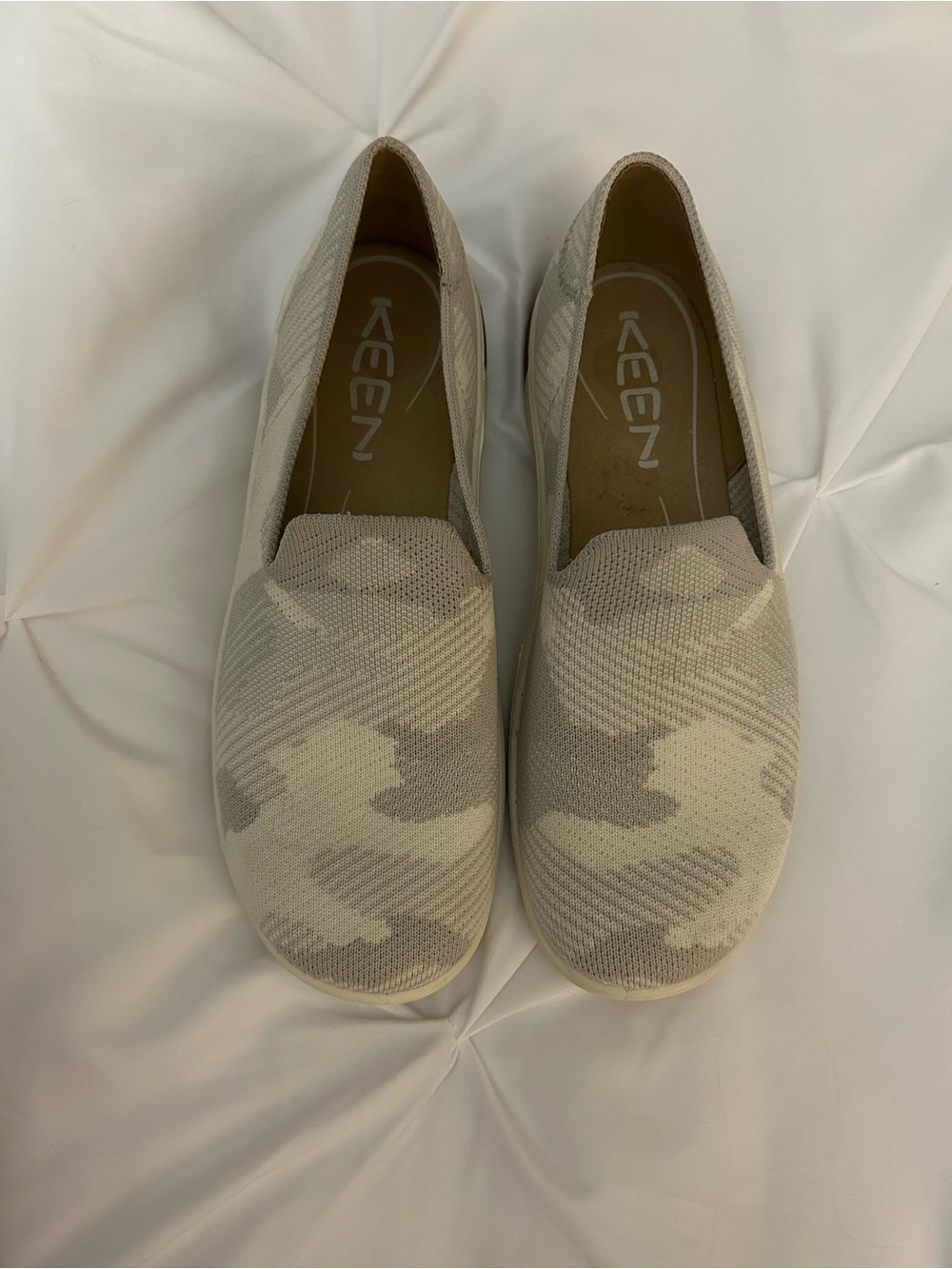 KEEN Women's KNX Knit Slip-On Shoes Sneakers Loafers - Size 8 - Birch - Picture 2 of 7
